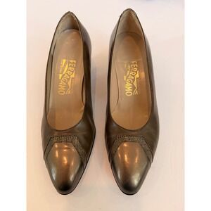 Salvatore Ferragamo Bronze Leather Pumps Heels Womens Size 8B Italy